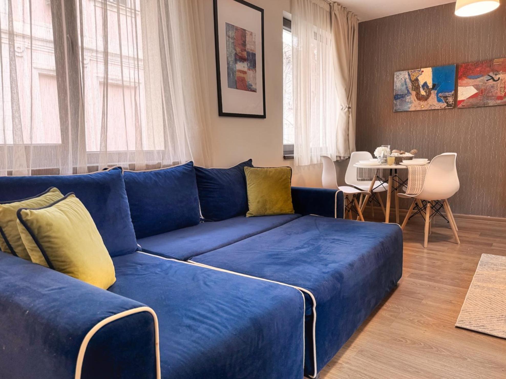 Top Centre Plovdiv Apt. With Parking For 4 Guests Екстер'єр фото