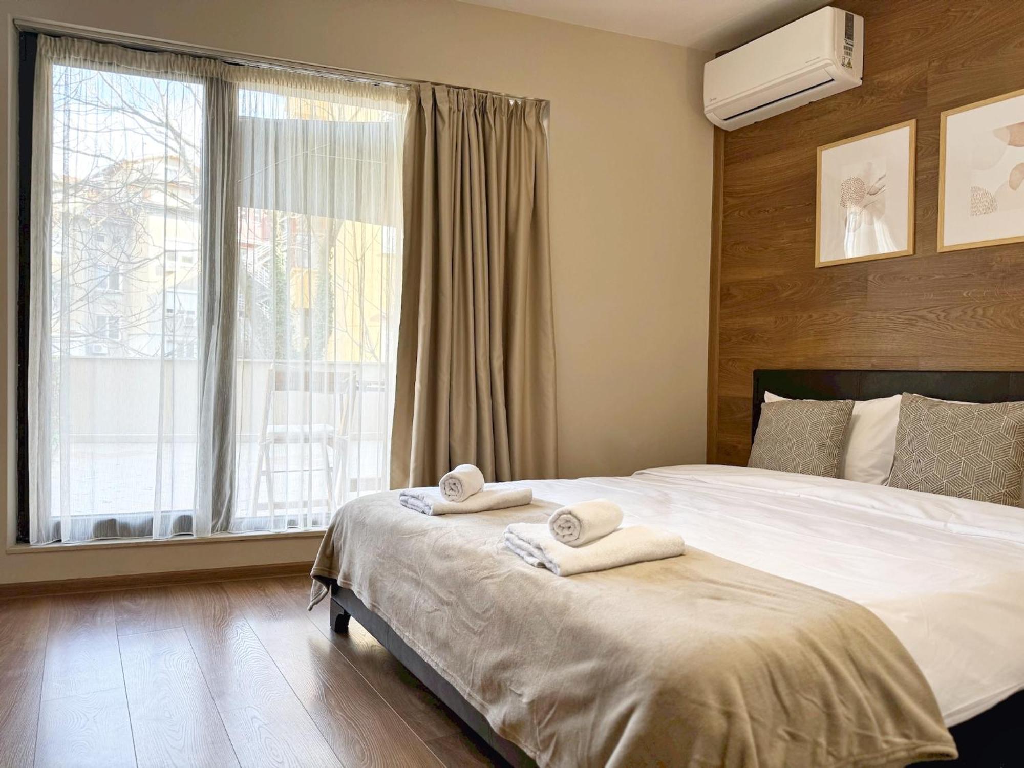 Top Centre Plovdiv Apt. With Parking For 4 Guests Екстер'єр фото
