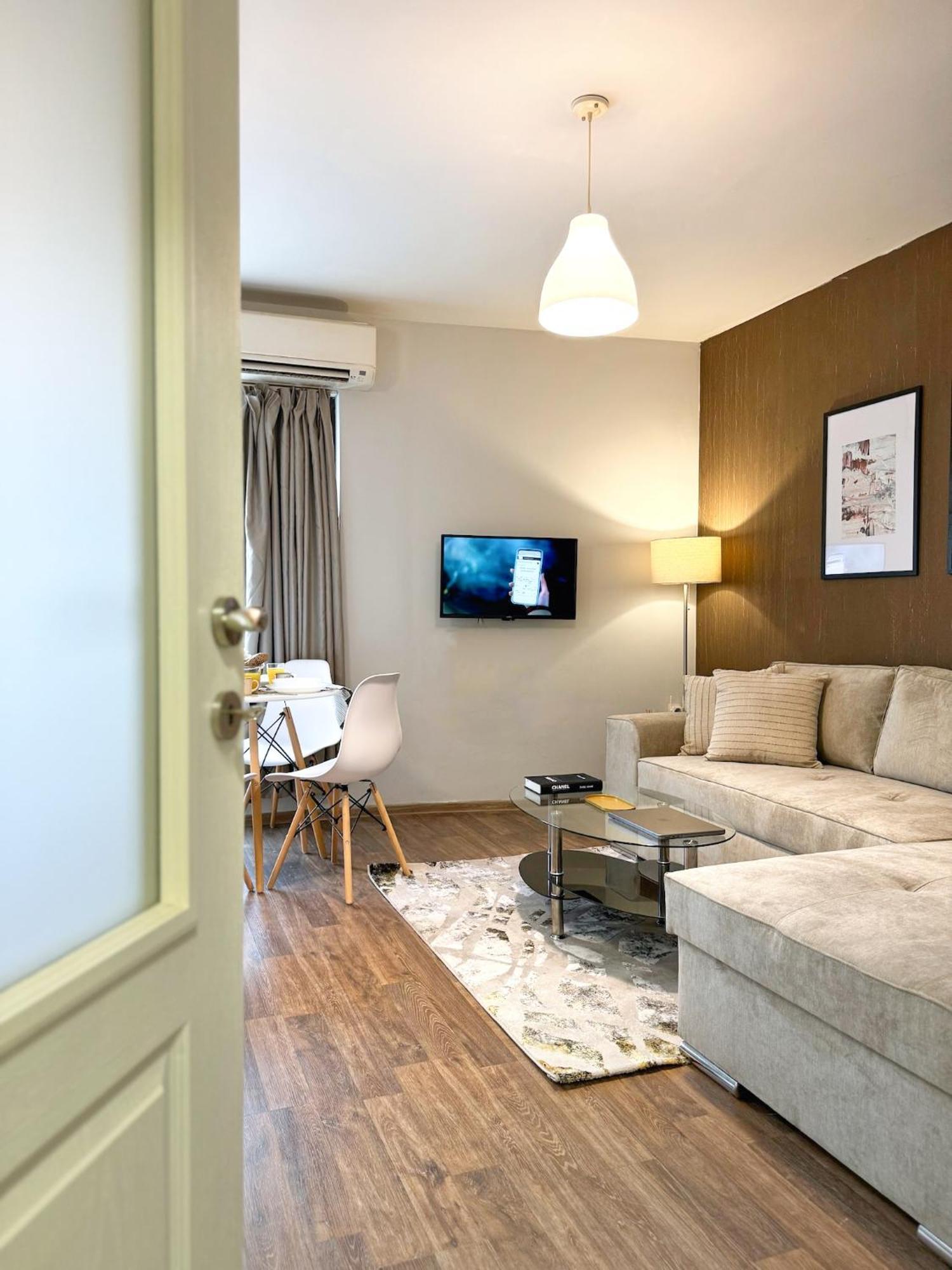 Top Centre Plovdiv Apt. With Parking For 4 Guests Екстер'єр фото