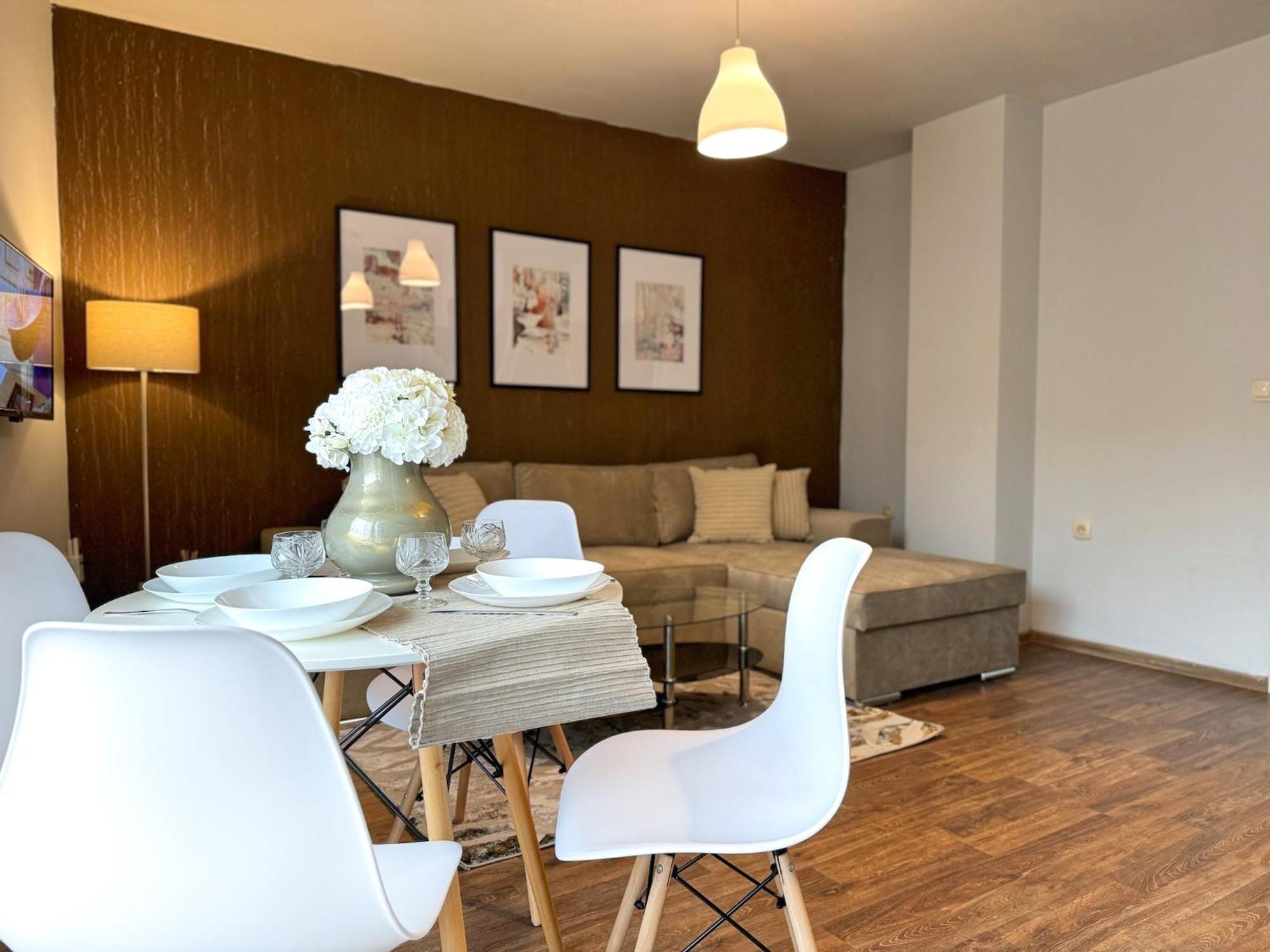 Top Centre Plovdiv Apt. With Parking For 4 Guests Екстер'єр фото